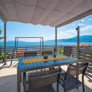 Matea By Interhome Rijeka