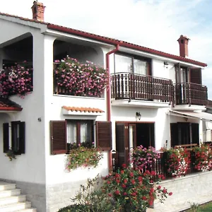 https://apartments-peric-opatija.in-istria.net