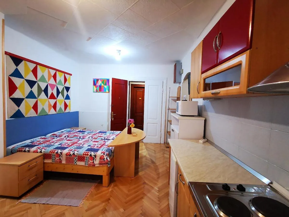 רייקה Apartment Duxiana With Garden קרואטיה